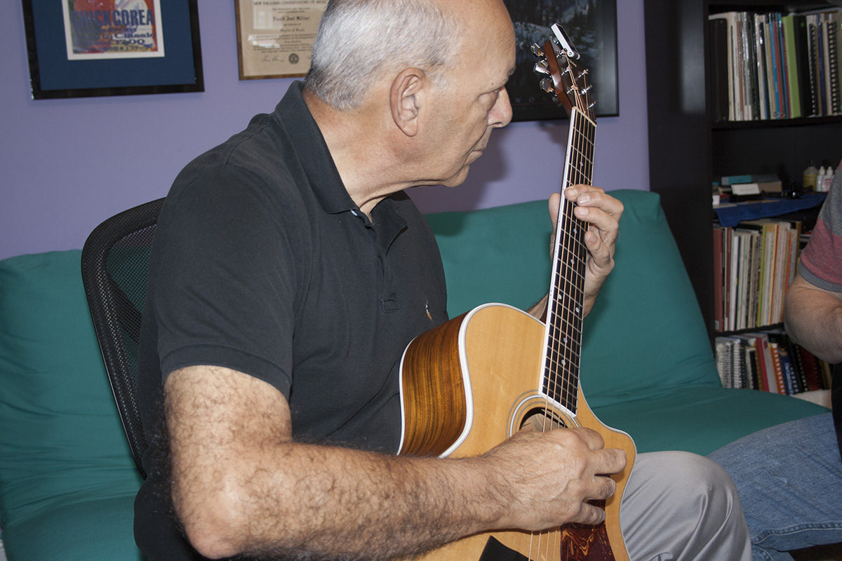 play-the-guitar-at-any-age